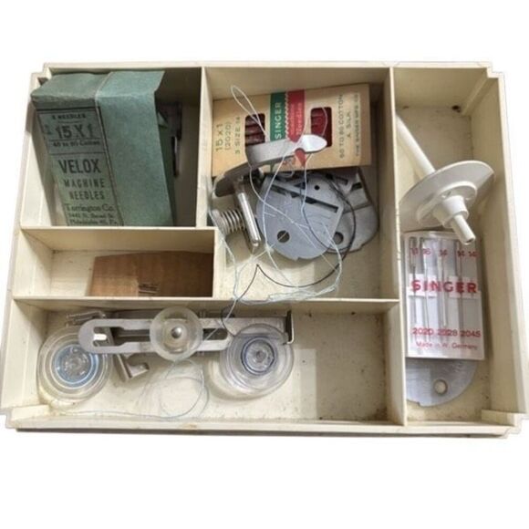 Vintage Singer Sewing Machine Accessory Box And Cams - Picture 6 of 12